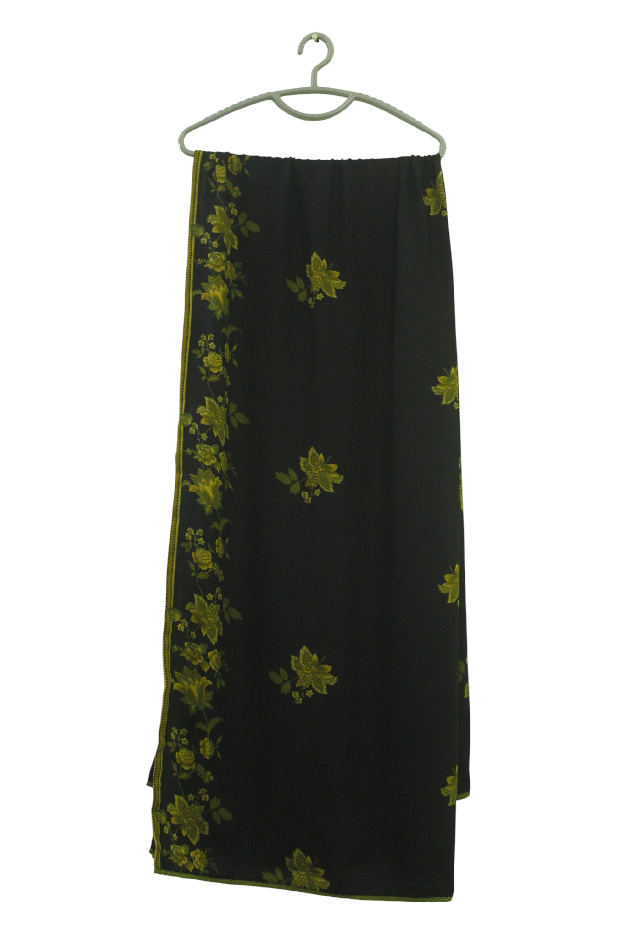 Elegant 3-Piece Printed Light Khaddar Suit with Lace Detailing – Black & Olive Green