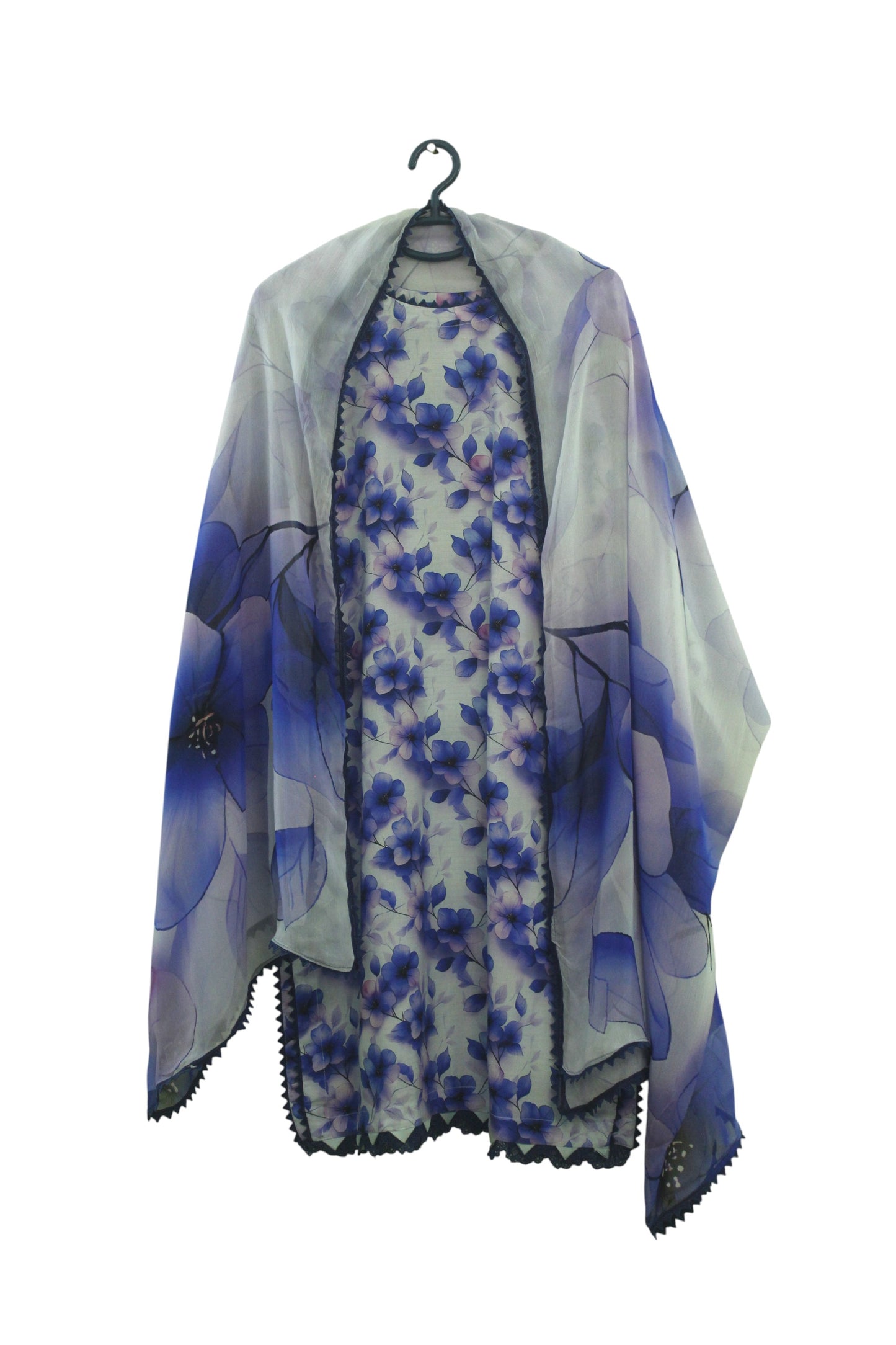 Creamy White 3-Piece Linen Banadora Suit with Blue Floral & Leaf Print and Lace