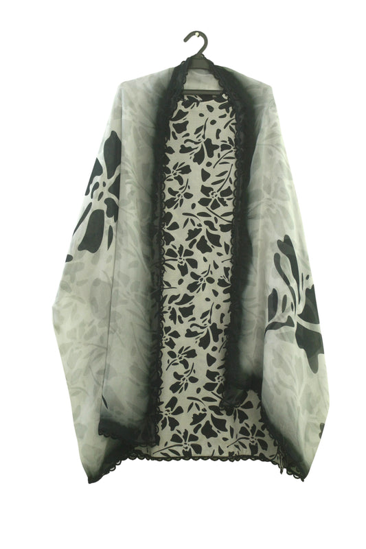 Grey Printed Linen 3-Piece Banadora Suit with Black Pattern & Lace Detailing